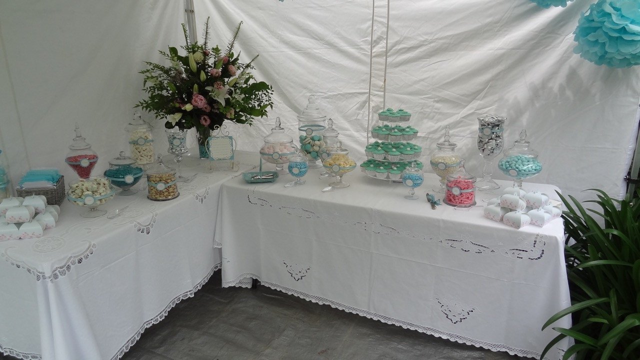 Macarons and Cupcakes for a Lolly Bar